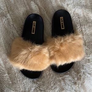 Fluffy fur slides